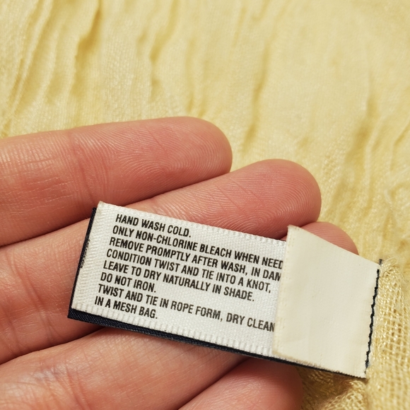 GAP Tan Lightweight Scarf - Picture 7 of 10